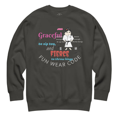 Camiseta de manga larga Karate Lady: elegante camiseta inspirada en las artes marciales | FunWearCode